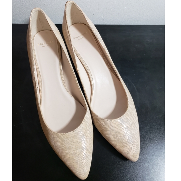 Cole Haan Ivory Heel - Picture 1 of 5